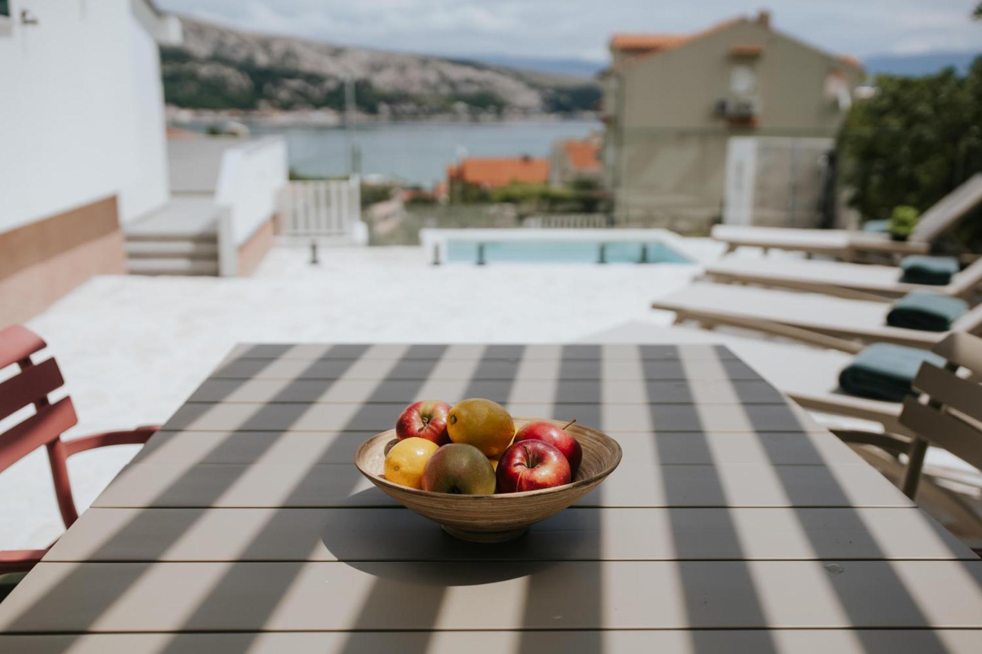 Villa Zlata - Holiday House Baška Extérieur photo