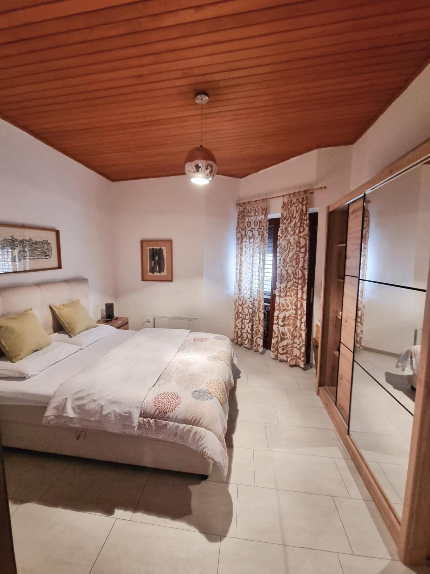 Villa Zlata - Holiday House Baška Chambre photo
